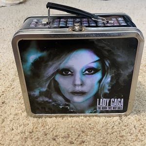 Born this way ball metal lunch box